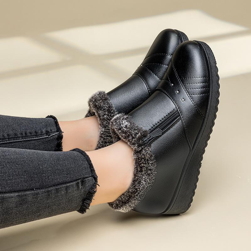 Vodotěsné sněhule Dámské ležérní lehké teplé zimní boty z měkké kůže Boty pro seniory Nové dámské kotníkové krátké boty