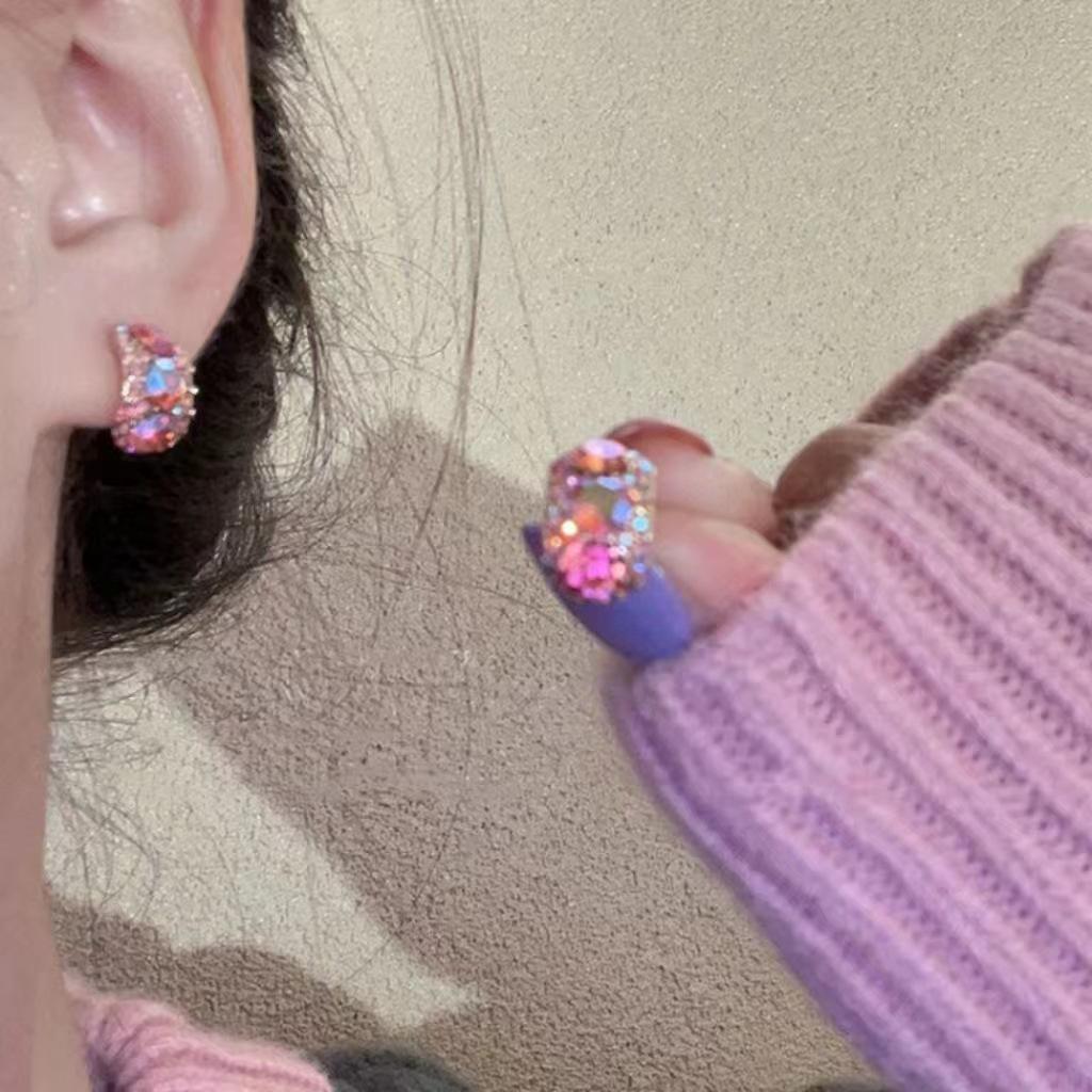 S925 Silver Needle Pearl Flower Stud Earrings - High-End Retro Jewelry for Autumn/Winter