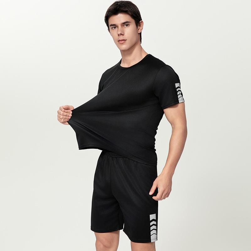 

Men s Stripe and Solid Short Sleeve and Shorts Set S