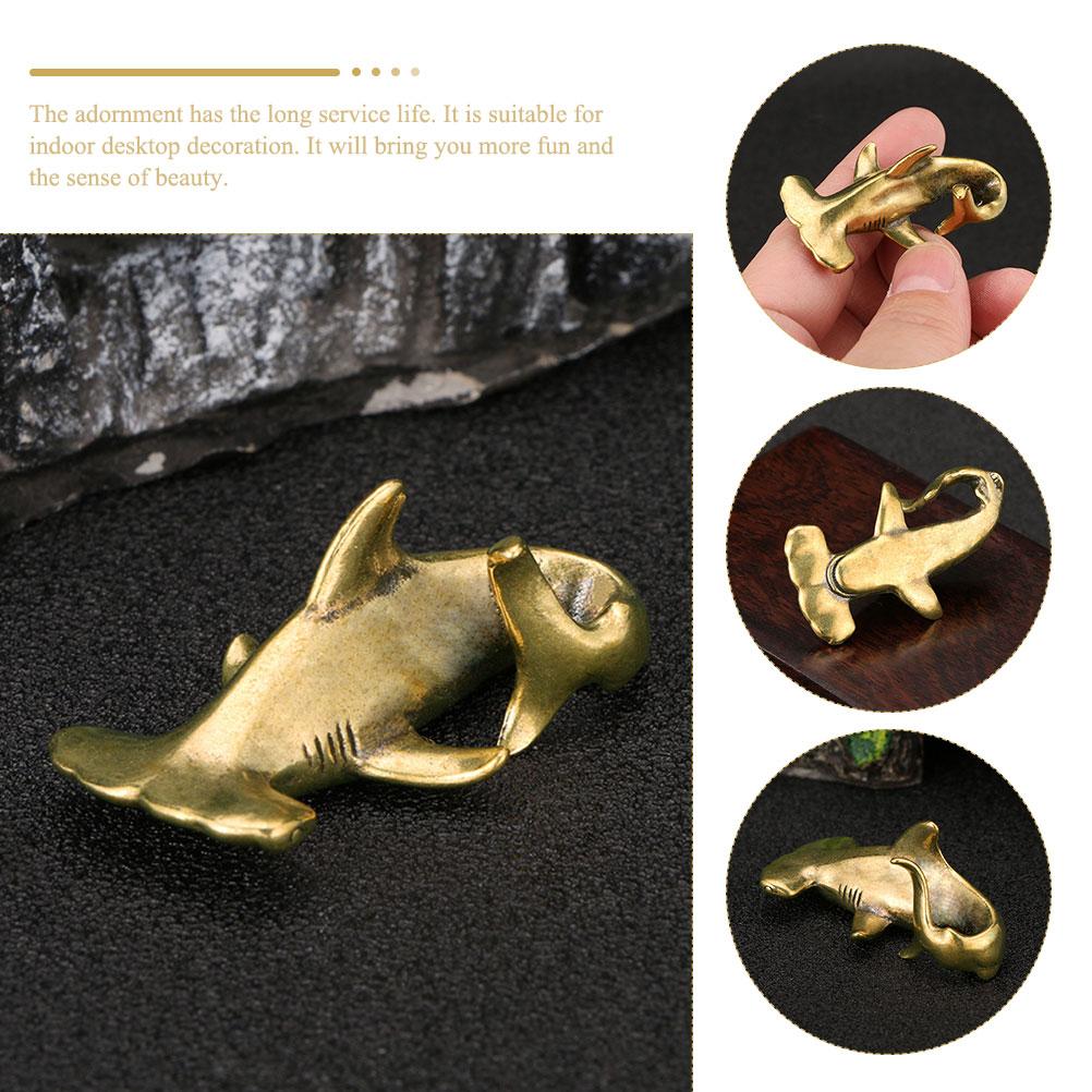 Messing Shark Ornament Figurine Tabletop Kupfer Handwerk Decor Mini Skulptur Statue Büro