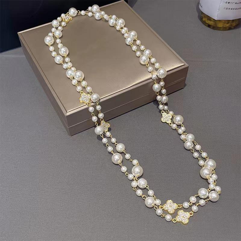 Fashion Four-leaf Clover Necklace Women's Multi-layered Necklace New Arrivalsummeraccessible Luxurysweater Chain