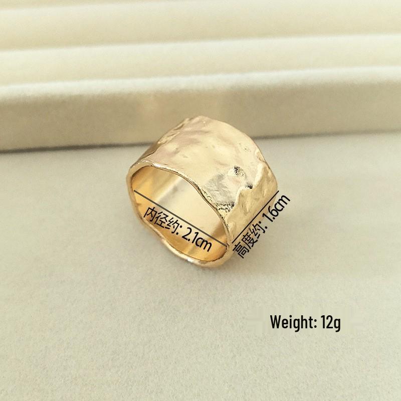 European & American Irregular Metal Bangle: Simple, Atmospheric, Cold Style Armlet with Personality