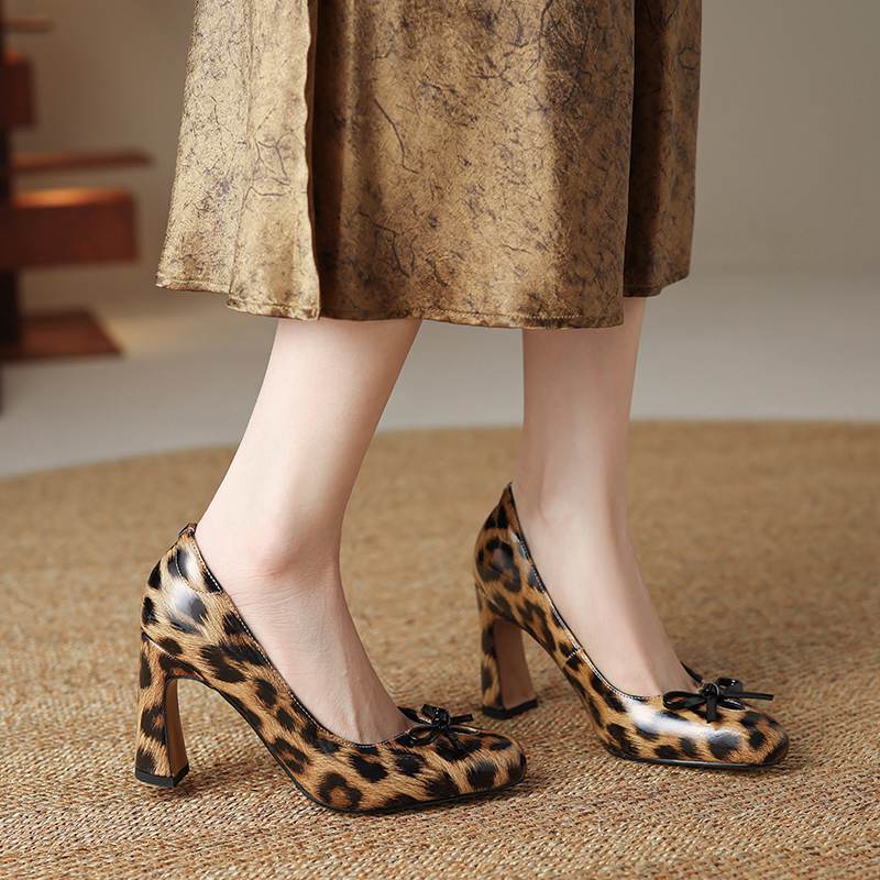 Krazing Pot Suede Microfiber Round Toe Size 41 Chunky High Heels Slip on Leopard Sexy Casual Autumn Pumps