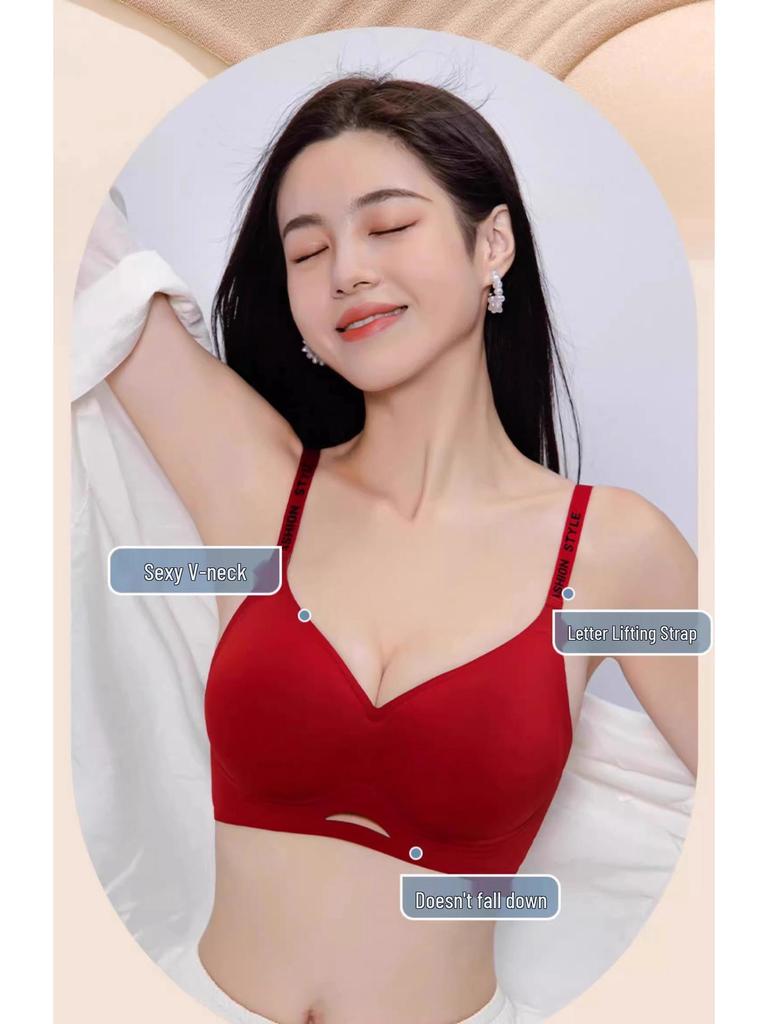 Women's Seamless Push-Up Sports Bra with Side Support and Beautiful Back Design