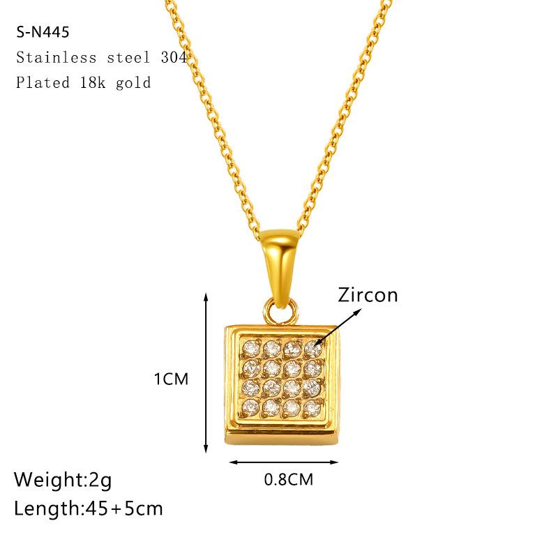 Light Luxury Elegant Gentle Zircon Geometric Necklace Femininity Titanium Steel Gold Clavicle Chain