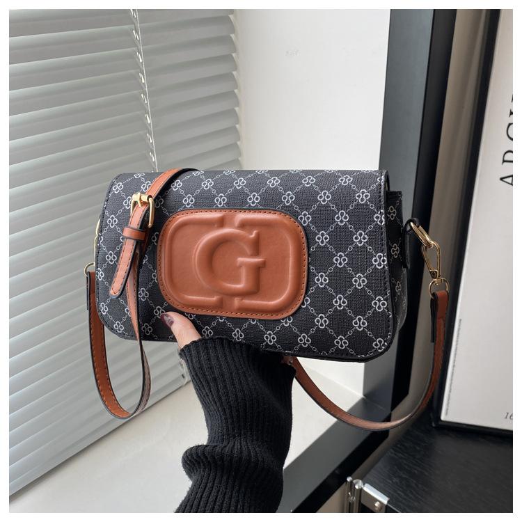 

Маленькая сумка в стиле легкой роскоши, новая модная сумка через плечо с принтом, трендовая модная маленькая квадратная сумка, повседневная универсальная сумка-мессенджер чёрный