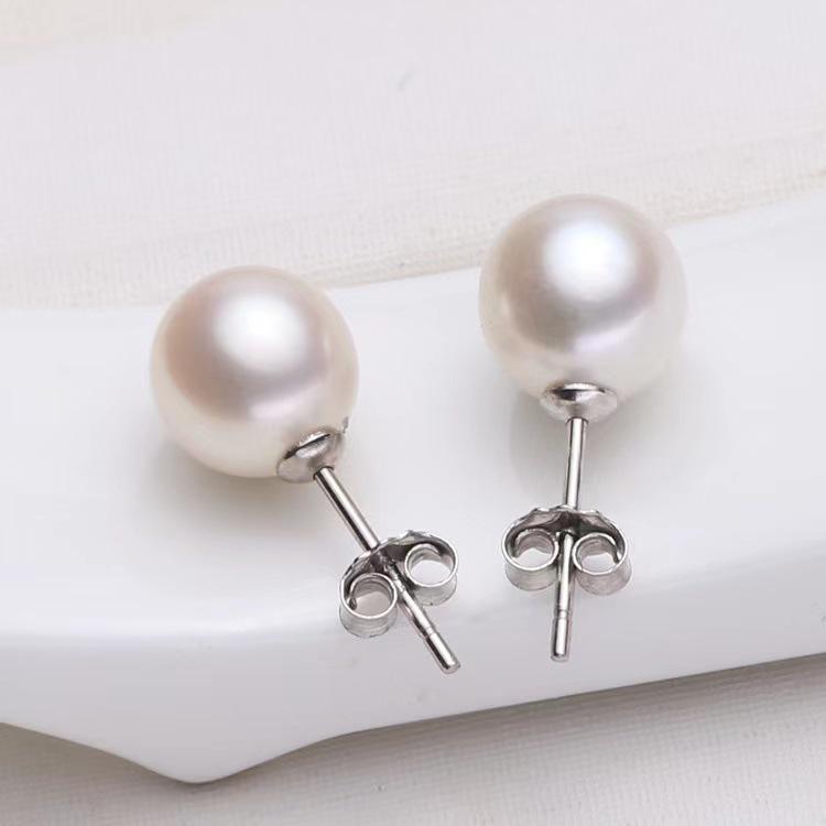 Carlisle 925 Silver Pearl Stud Earrings: Retro Style, Women's Perfectly Round Imitation Pearl