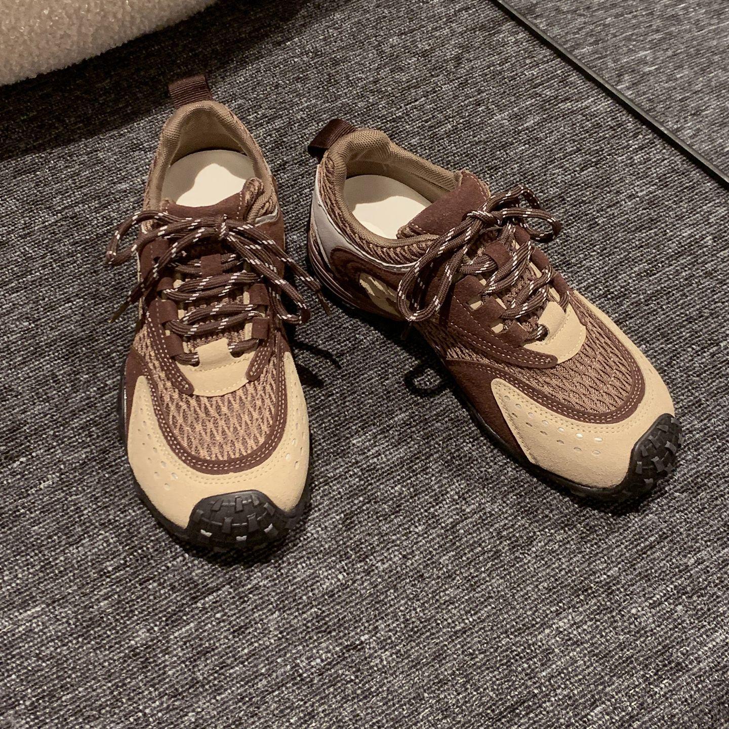 

[Фанфна] Обувь Dexun женская 2025 осень новая обувь Форреста Гампа ретро мода универсальная и на высокой платформе спортивная обувь 40 коричневый