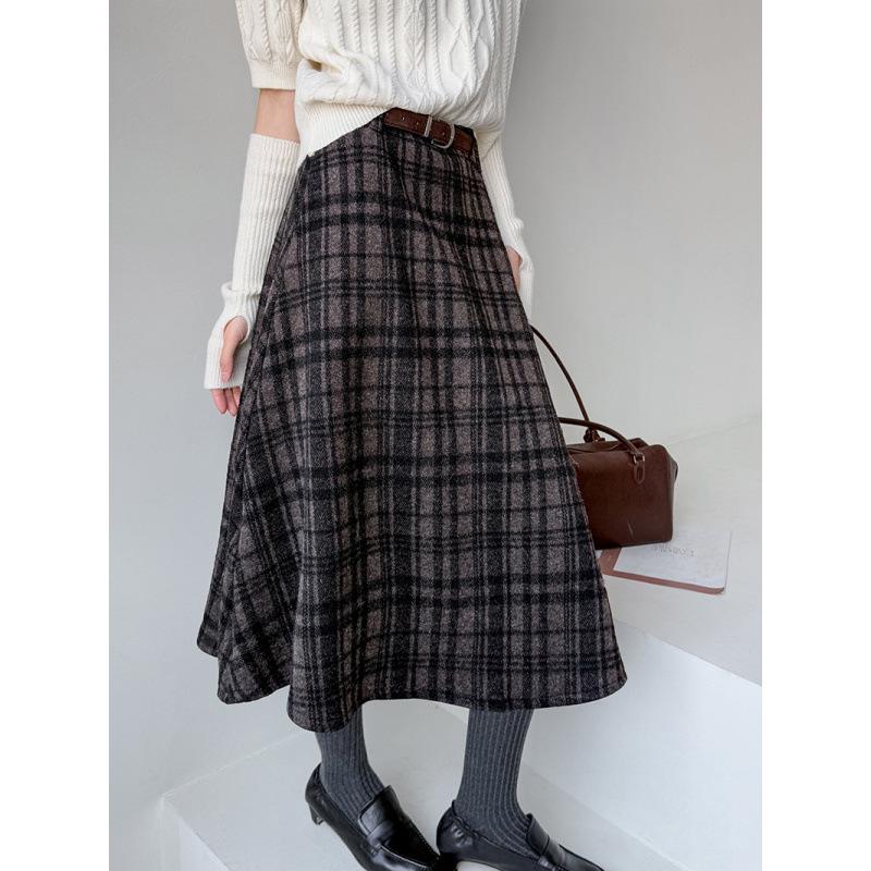 Women s Winter Retro Orange & White Plaid A-Line Skirt, High Waist with Large Hem, 5929 Large