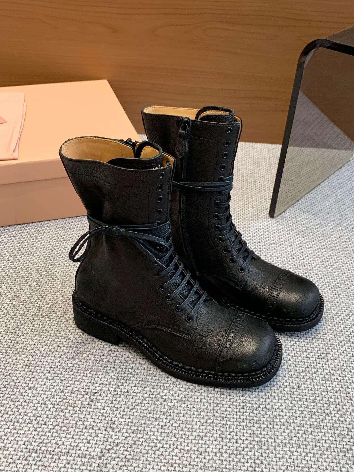 

Big tube circumference catwalk model, retro style Martin boots, new lace-up locomotive boots, polished leather knight boots 35