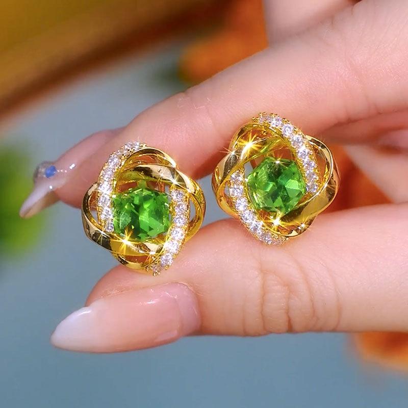 

Модні висячі сережки для жіночих прикрас зелений