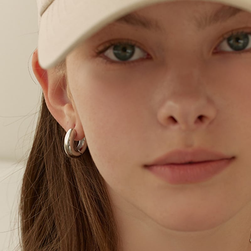 Lewe Volume Line Hoop Ring Earring