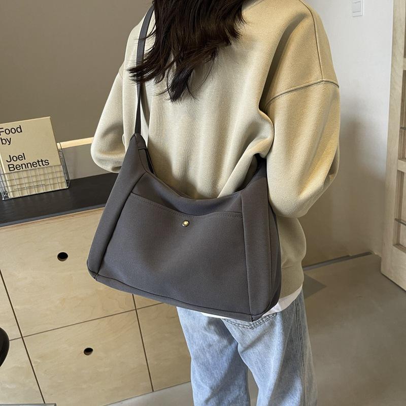 2025 New Shoulder Underarm Bag Women's Bag Trendy Versatile Simple Fashion Korean Version Large Capacity Messenger Canvas Bag