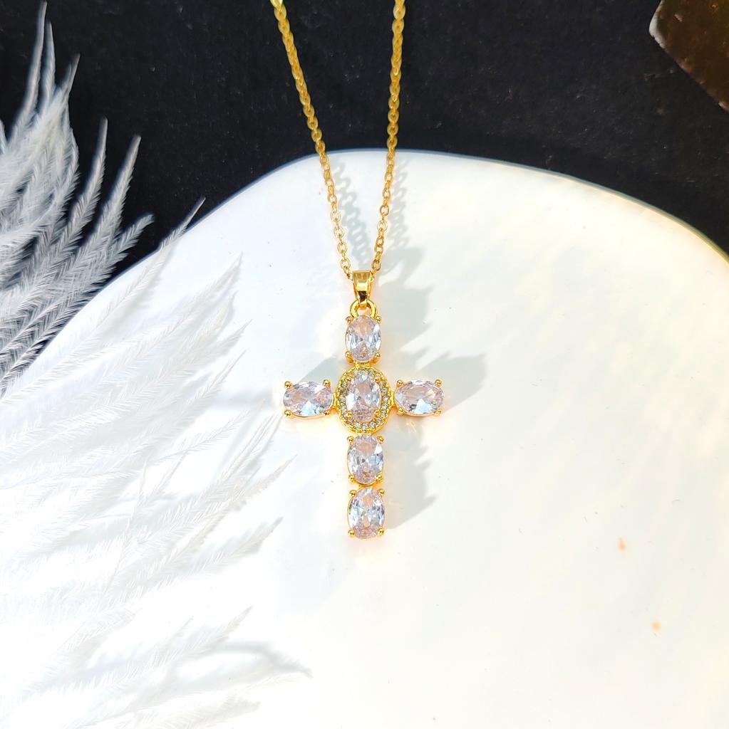 Xiyin Zircon Cross Necklace Women'S Light Luxury Personality Versatile Bright Pendant Collarbone Chain Accessories