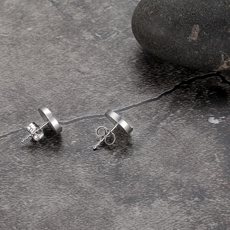 PYRAMID STUDS   stainless steel pyramid earring studs matt finished