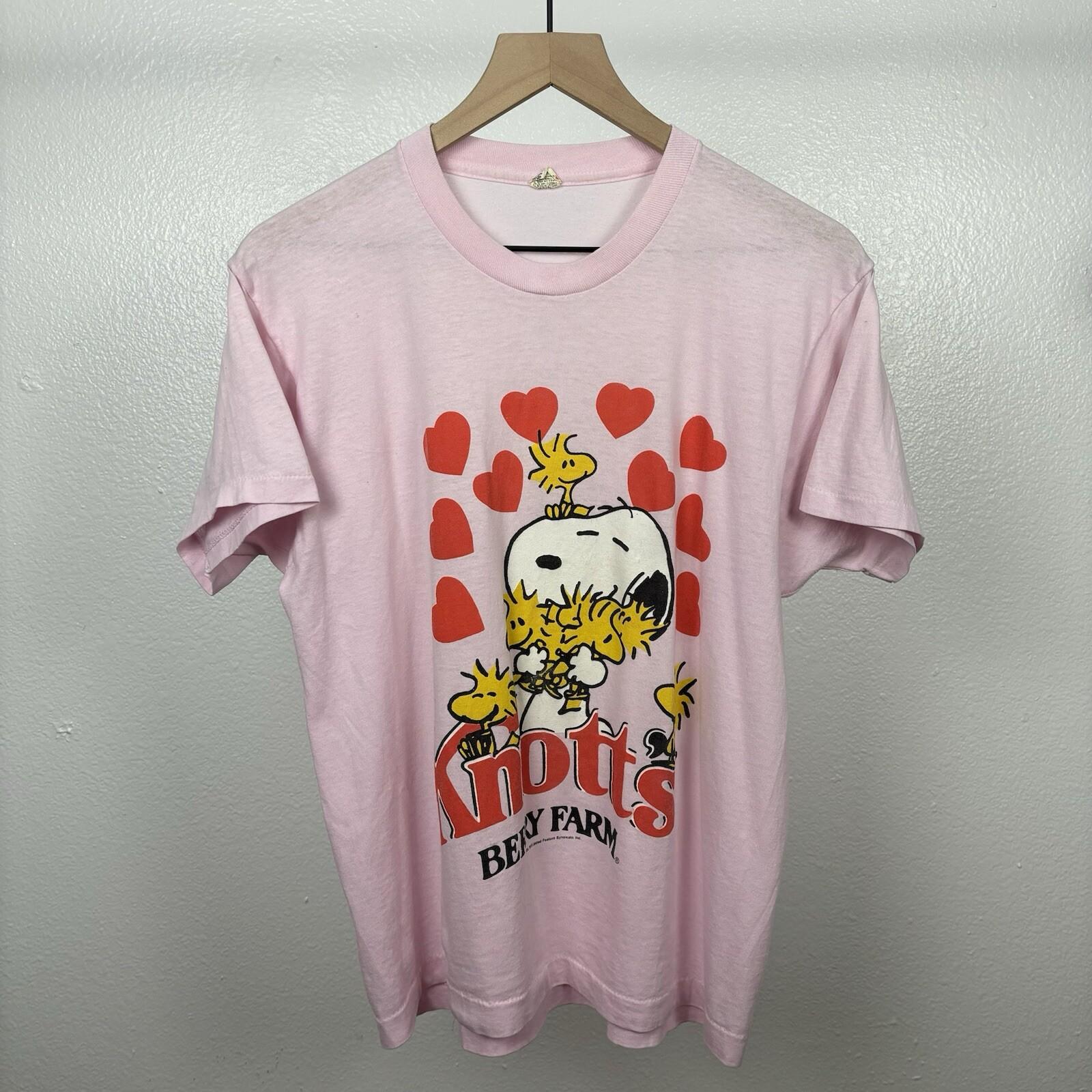 Vintage 80’s Knotts Berry Farm Peanuts Snoopy Woodstock T Shirt Fits Size Medium Unisex T-Shirt S