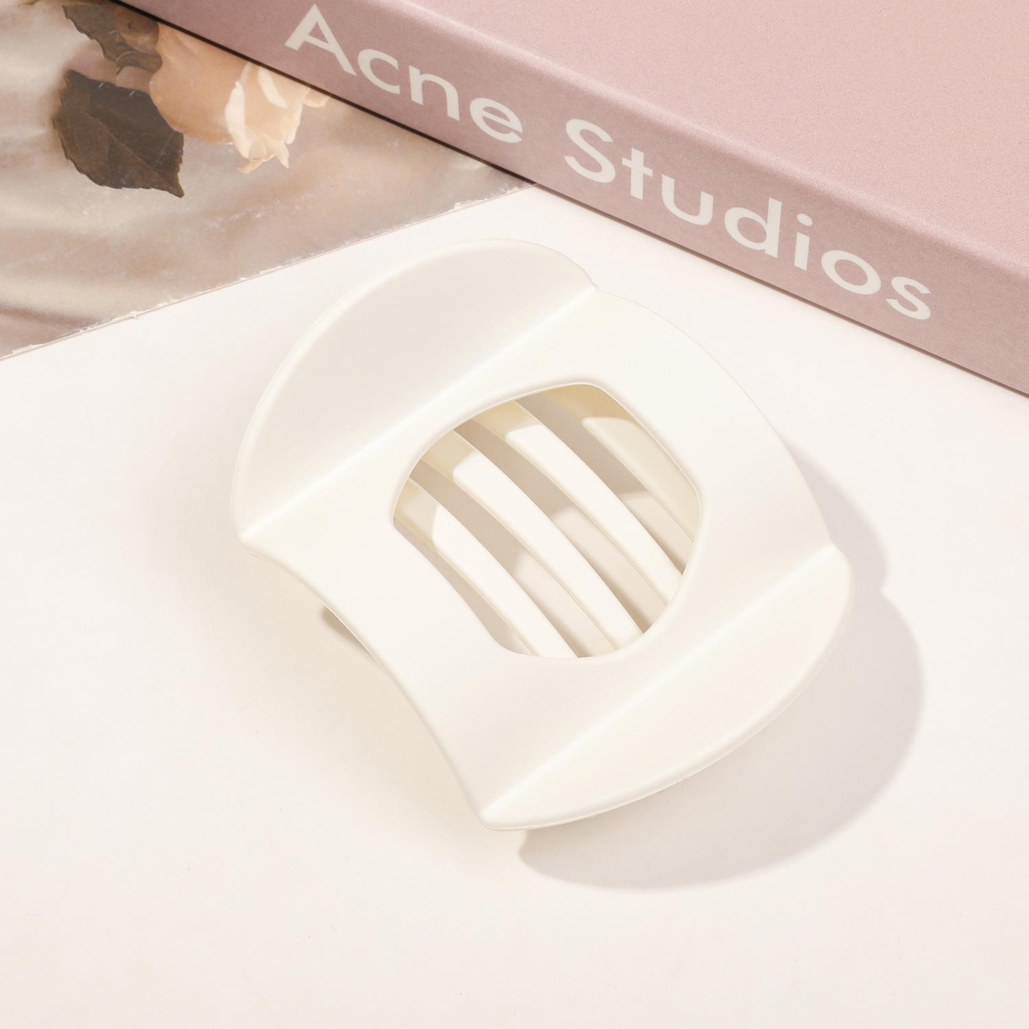 

Women Large Hair Claw Clamp Plastic Duckbill Hair Clip Matte for Women Girls Hairpins Ponytail Styling Tools Hair Accessories