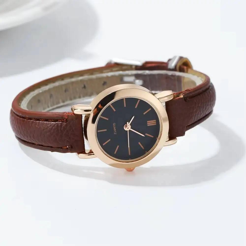 Fashion Casual Small Dial Women Watches Casual Leather Band Quartz Wristwatch