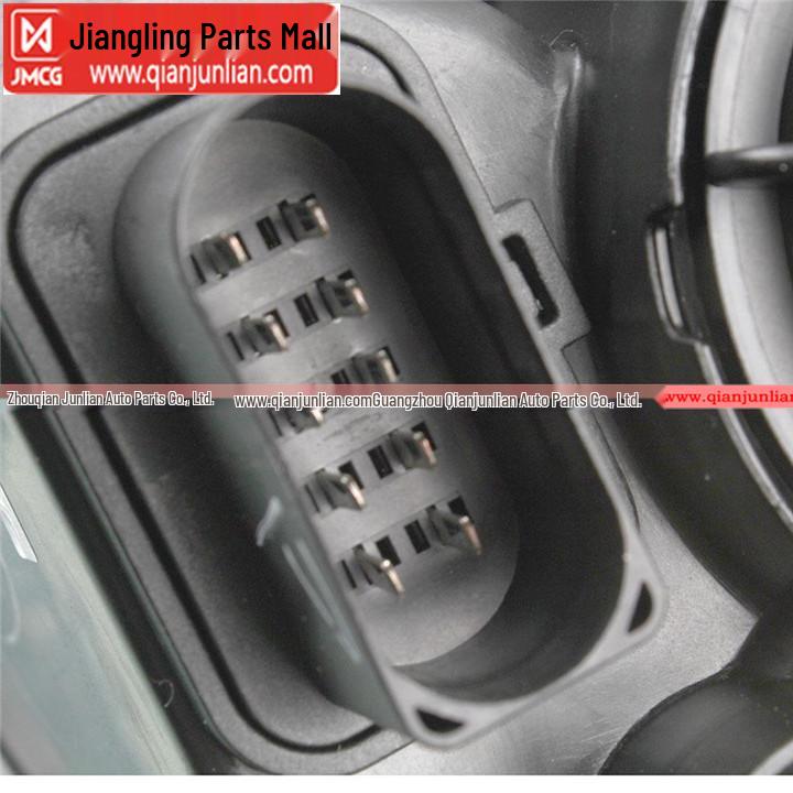 Compatible with 16 Jiangling Yuesheng N330 models: Original Front Headlight Assembly with Fog Light, High Beam, and Low Beam.