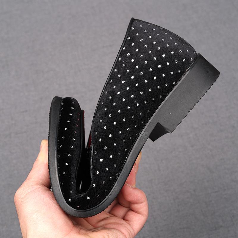 Moda Nuova Moda Uomo Fantasia Pois Abito Scarpe in Pelle Maschio Designer Nero Matrimonio Ballo di Fine Anno Scarpe per la Casa Zapatos Hombre