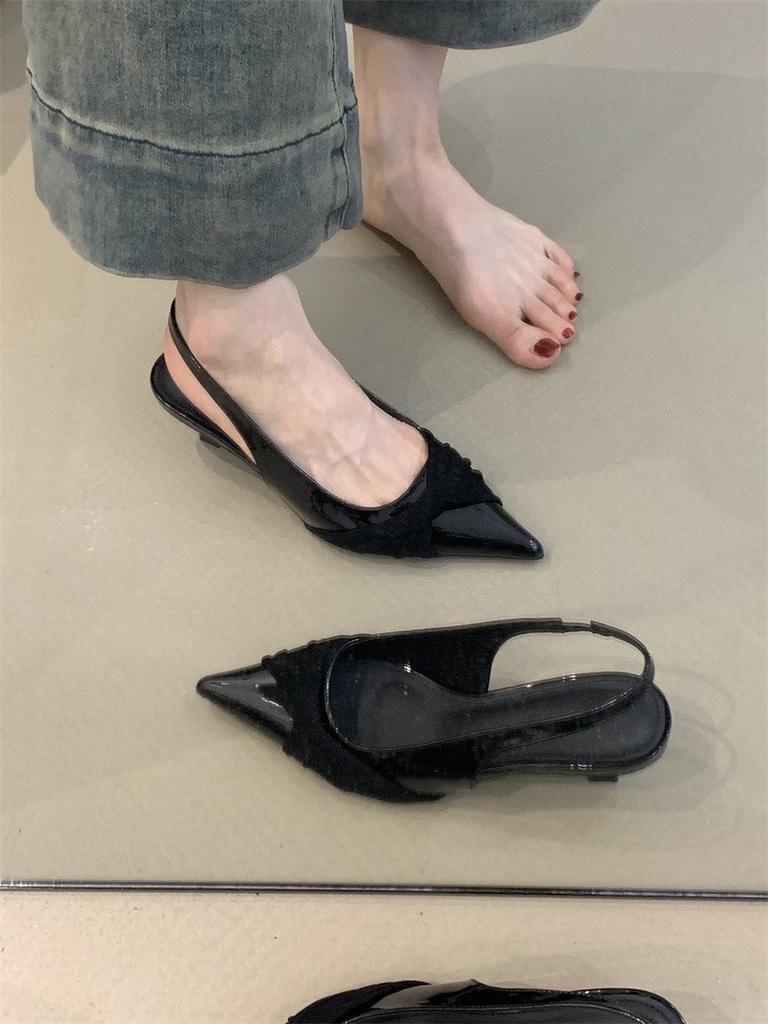 French temperament high heels spring and summer 2025 temperament socialite gentle pleated fairy pointed head shallow mouth empty sandals