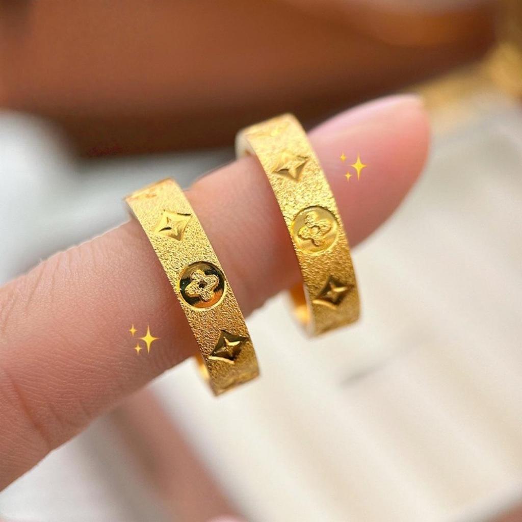 Women's Gold Starry Crushed Ice Ring - Thin Plain Band