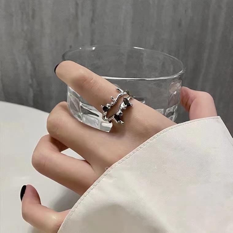 Punk Irregular Rings With Opal Aesthetic Egirl Hollow Vintage Stone Rings For Women Y2k Open Ring Trendy Jewelry
