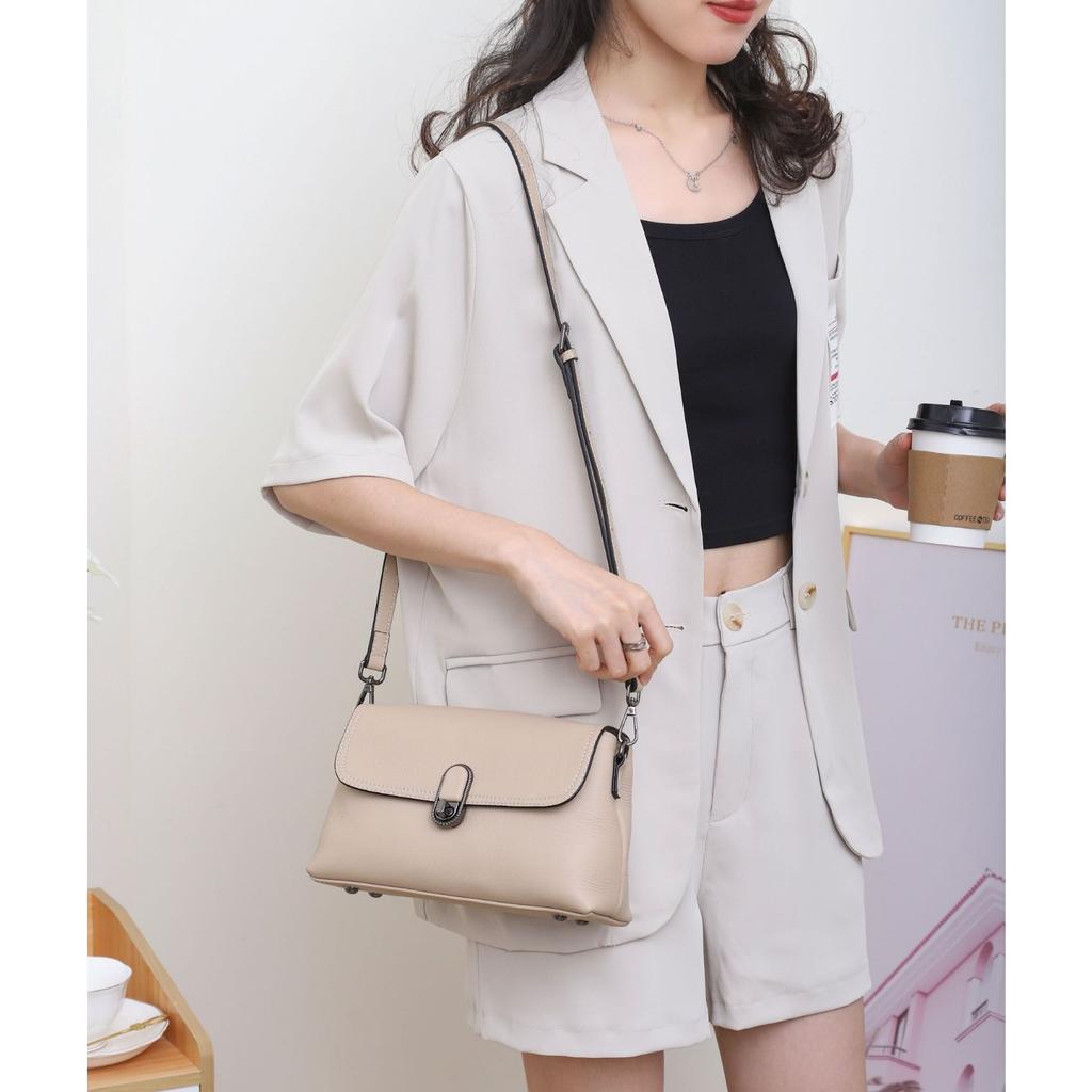 Cowhide Lock Single Shoulder Women's Bag, Large-capacity Messenger Tote Bag, Women's Headbag, Fashionable and Simple Shopping