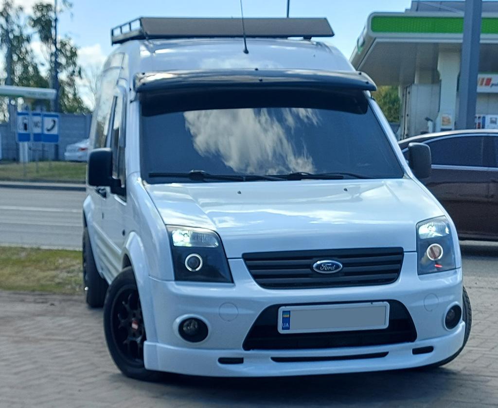 

Передняя нижняя юбка (под покраску) для Ford Connect 2010-2013 гг