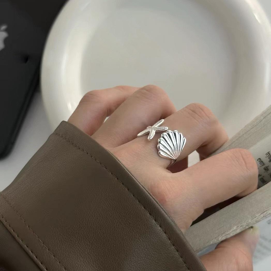Starfish Seashell Adjustable Open Ring - Trendy Geometric Fashion for Women, Stackable on Index Finger. Adjustable