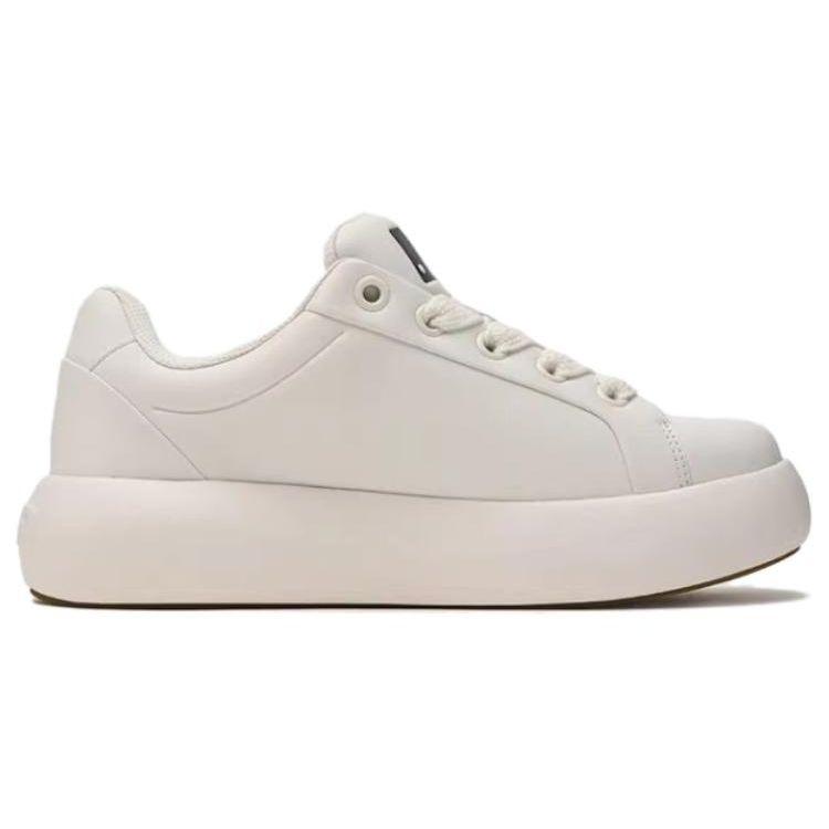 MLB Chunky Classic 24SS Leder 3D Lässig Dicke Sohle Brot-Schuhe Stoßdämpfend Atmungsaktiv Niedriger Schaft Lifestyle Sneaker Unisex Sneaker 3ASXCCB4N-50IVS