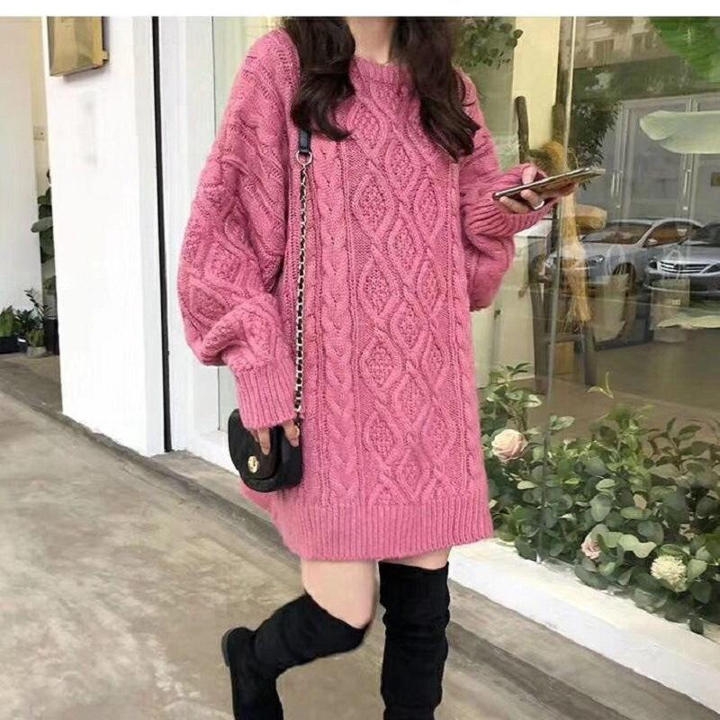 Wear a twist pink sweater for women's lazy style autumn and winter new soft waxy loose crew neck sweater for women's high sense