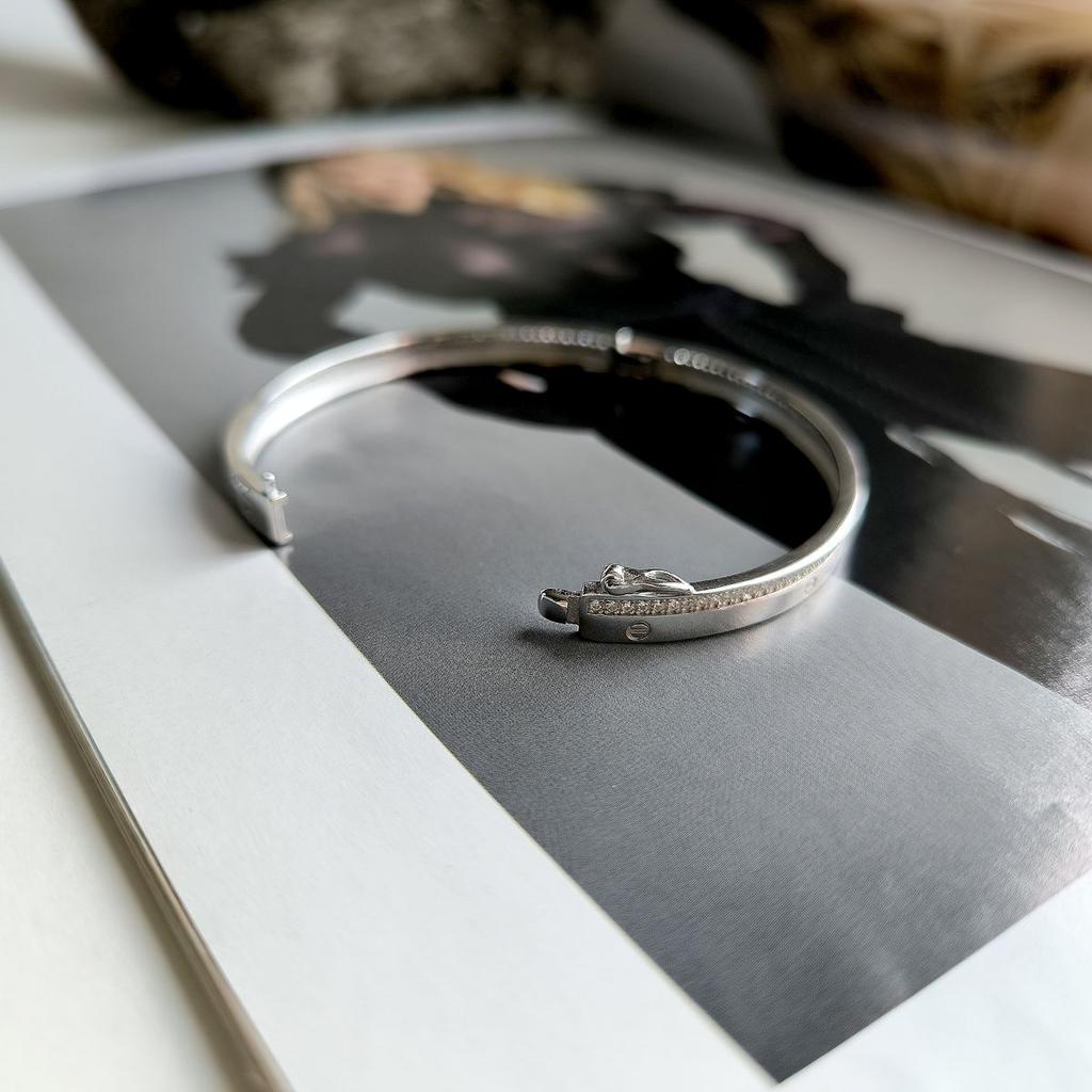 Silver Bracelet with Cubic Zirconia, Product Weight 14.04 G (2160649)