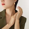 2022 French Niche Irregular Geometric Metal Earrings - Non-fading Women's Design