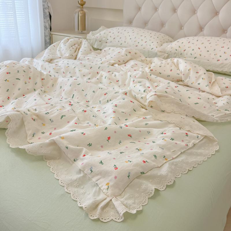 Lace Lace Bedding Four-piece Set Soft Skin-friendly Breathable Washed Sheets Quilt Cover Pillowcase