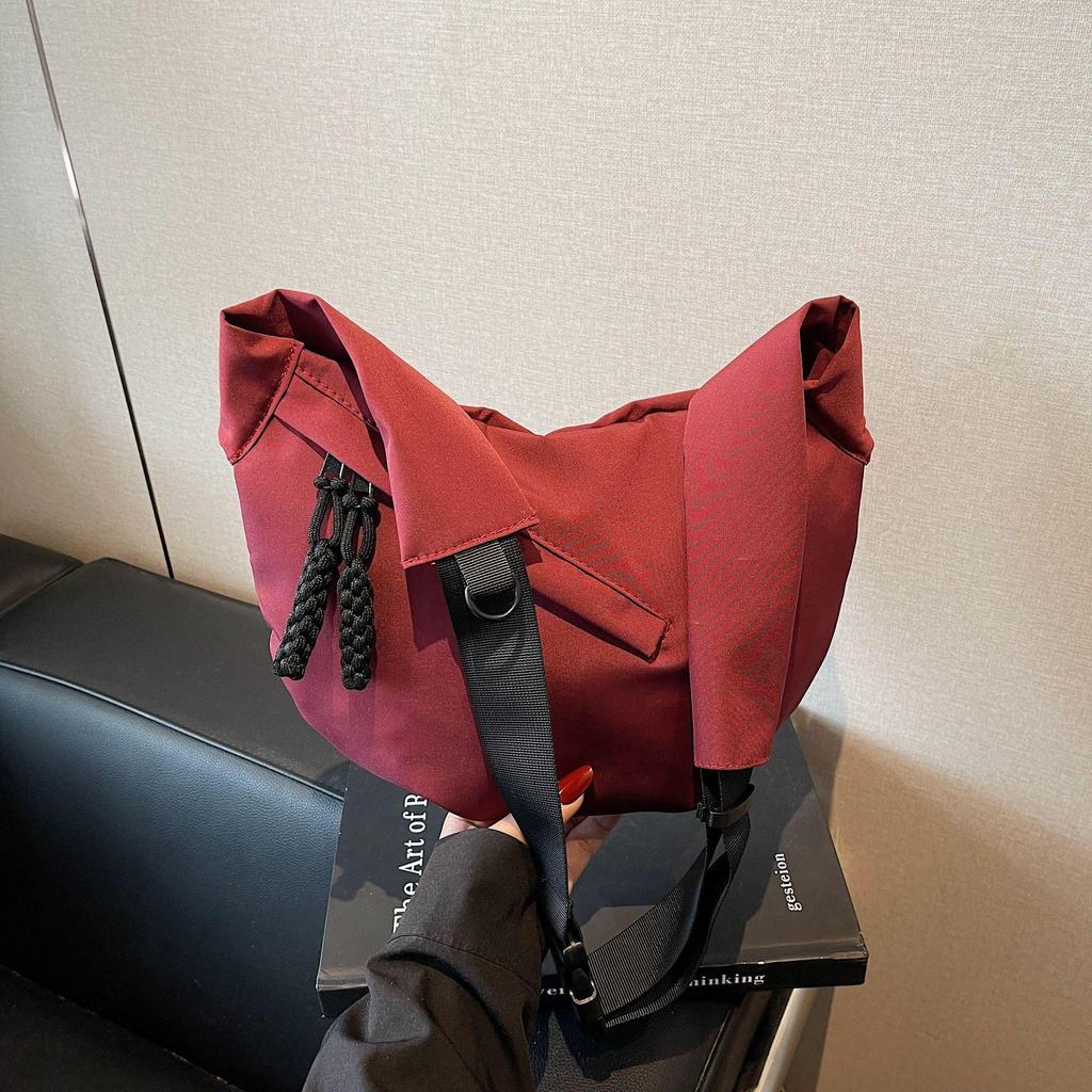Niedliche Teigtaschen-Tasche im koreanischen Stil: Modischer Umhänge- & Rucksack mit großem Fassungsvermögen für den Alltag