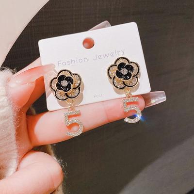 New Vintage Camellia Digital Earrings Light Luxury Elegant Silver Needle Embellished Fashionable Women's Jewelry