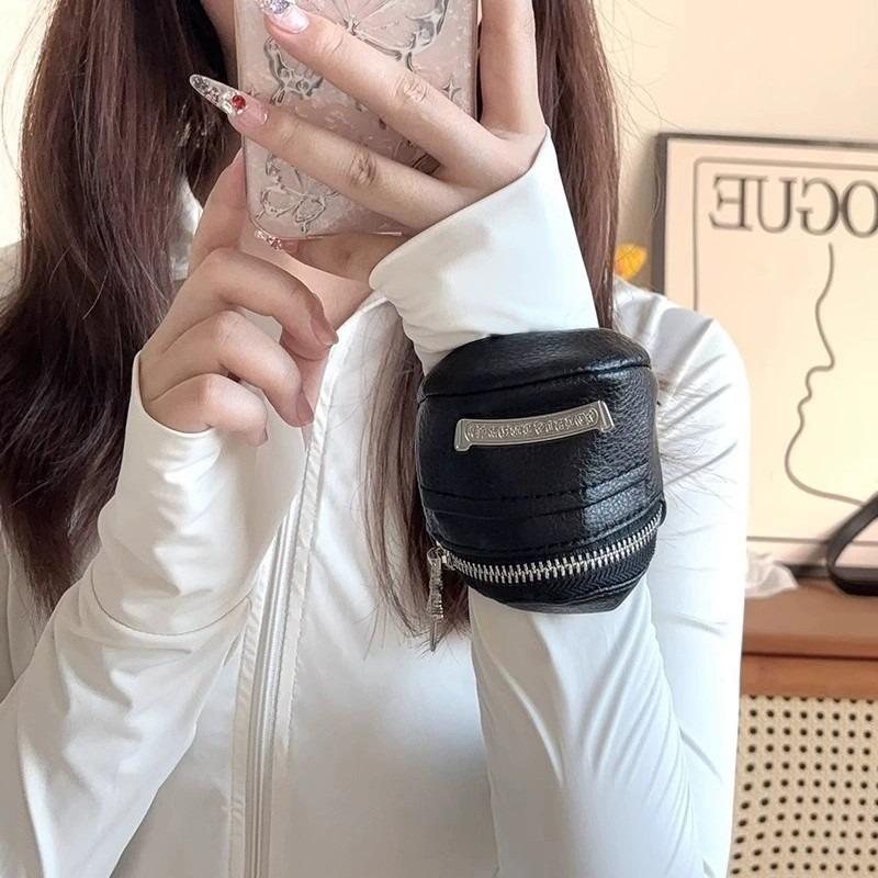 Fashion Black Wrist Bag for Women Lychee Hot Girl Bag 2025 New Waist Bag Sweet Cool Style Chest Bag Coin Purse Earphone Bag