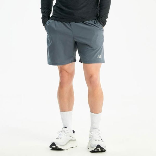 New Balance Men Running 4.5 Shorts Nbnve2p051 17 grey/85