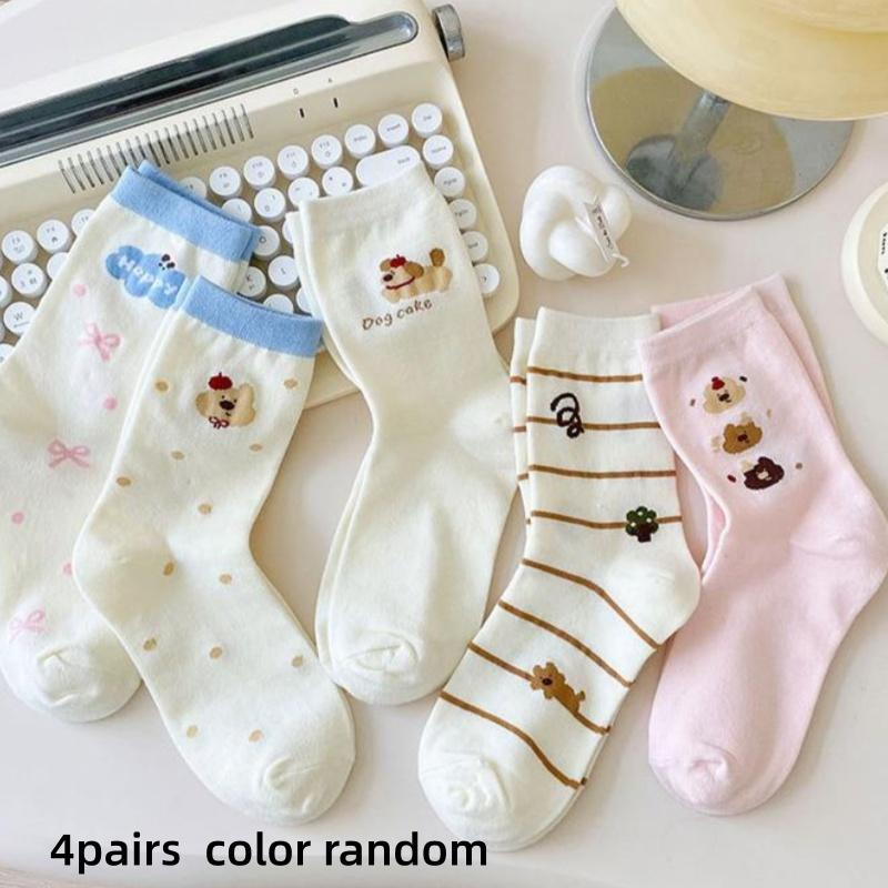

4 Pairs of Socks in Random Colors with Cartoon Animal Patterns, Cute and Unique, Women s Pure Cotton Autumn and Winter Mid-Calf White Cotton Socks One Size
