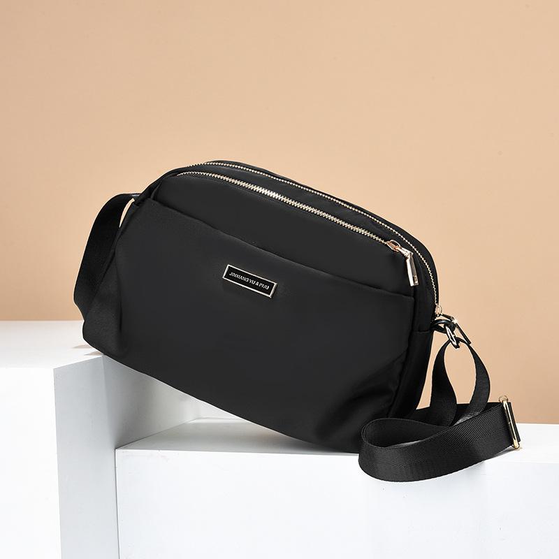 New Small Bag Trendy Oxford Cloth Women's Bag Messenger Bag Shoulder Bag Fashionable and Simple Travel Versatile