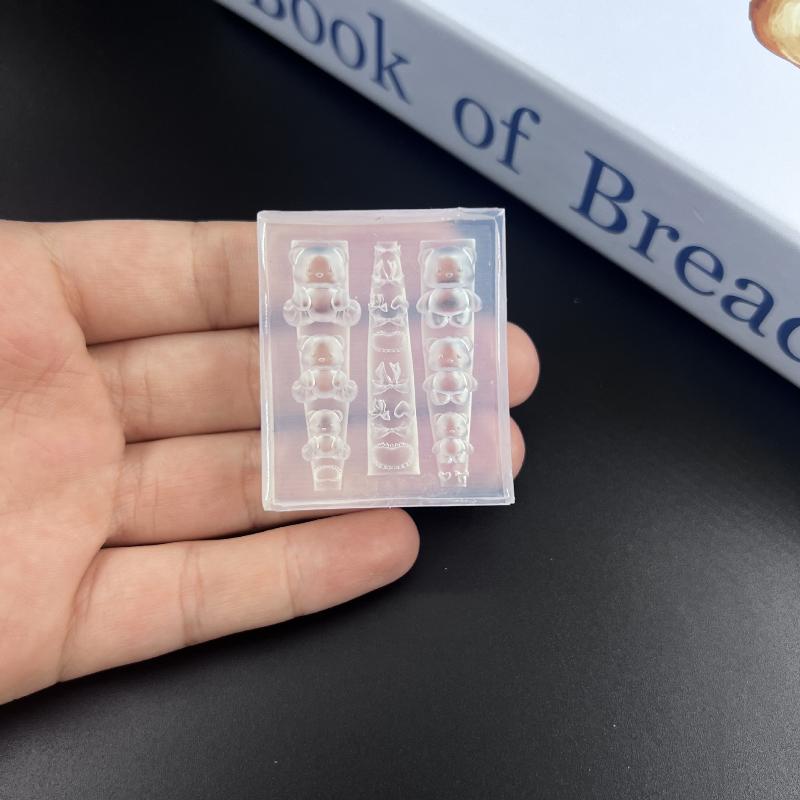 

1Pc Cream Bow Bear 3D Silicone Nail Mold Diy Nail Art Decoration Flower Transparent Nail Template Manicure Design Tool