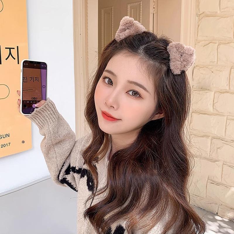 2Pcs Plush Cat Ears Hair Claw Women Side Clip Broken Hair Small Grab Clip Sweet Cute Princess Head Shark Clip Hairpin Headwear