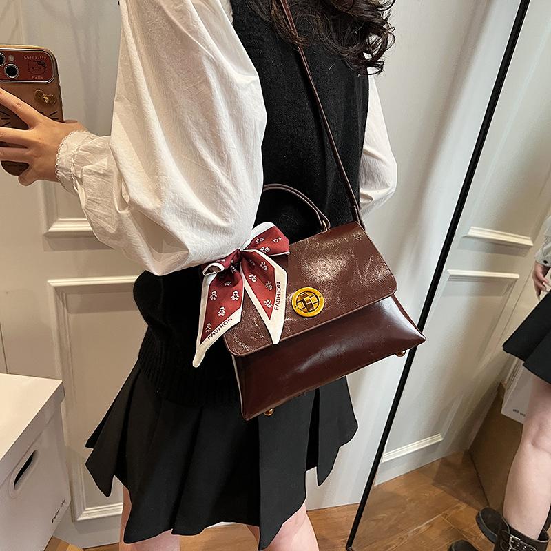 

Премиальный ретро портативный сумка-тоут почтальона женская 2025 новая кожаная модная универсальная на плечо мессенджер 21*9*6