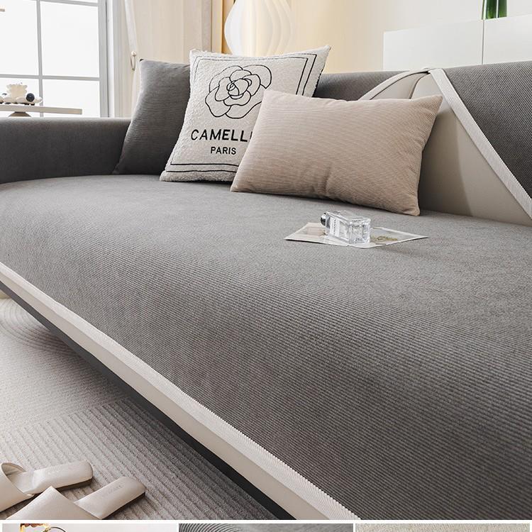 All-Season Waterproof Non-Slip Pet Sofa Cover: Cat Scratch & Dirt-Resistant, Urine-Proof, Non-Stick Hair Protector