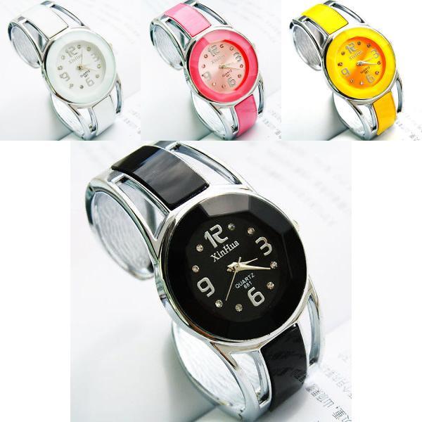 Unisex Bracelet Watch Quartz Analog Wristwatch In Vibrant Candy Colors For Everyday Style