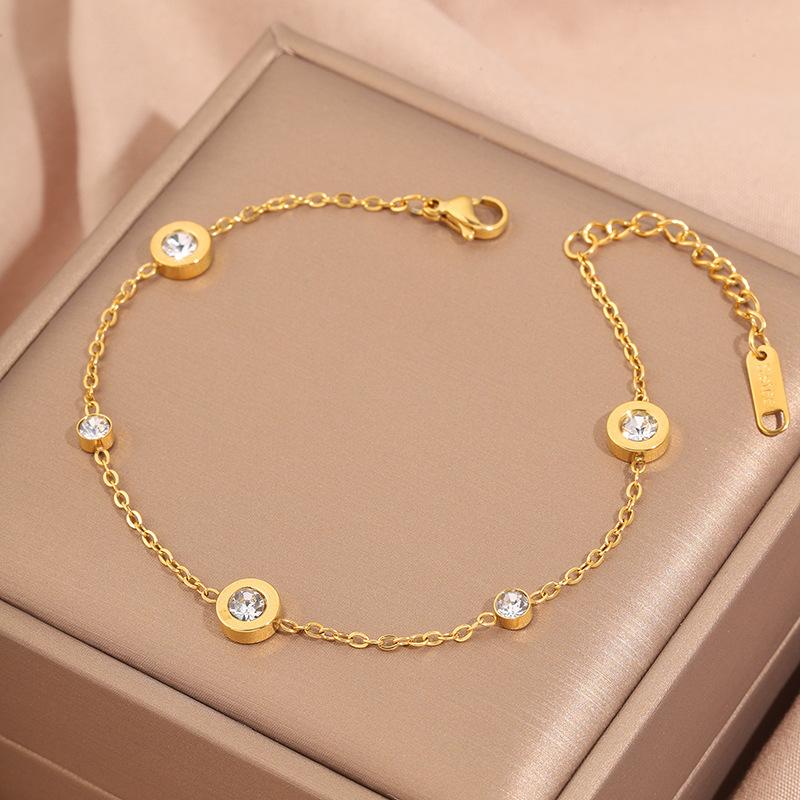 Popular bracelet, titanium steel does not fade, love zircon bracelet, high-end female light luxury niche bracelet, bracelet.