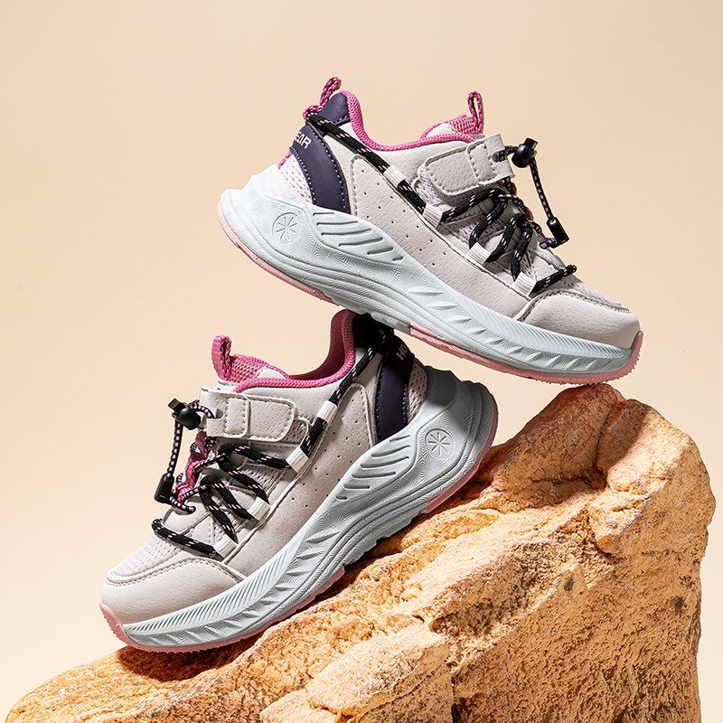 Kids Running Shoes Breathable Mesh Sneakers Boys Girls Hook And Loop Casual Sports Shoes Lightweight Walking Shoes For Children Spring Autumn