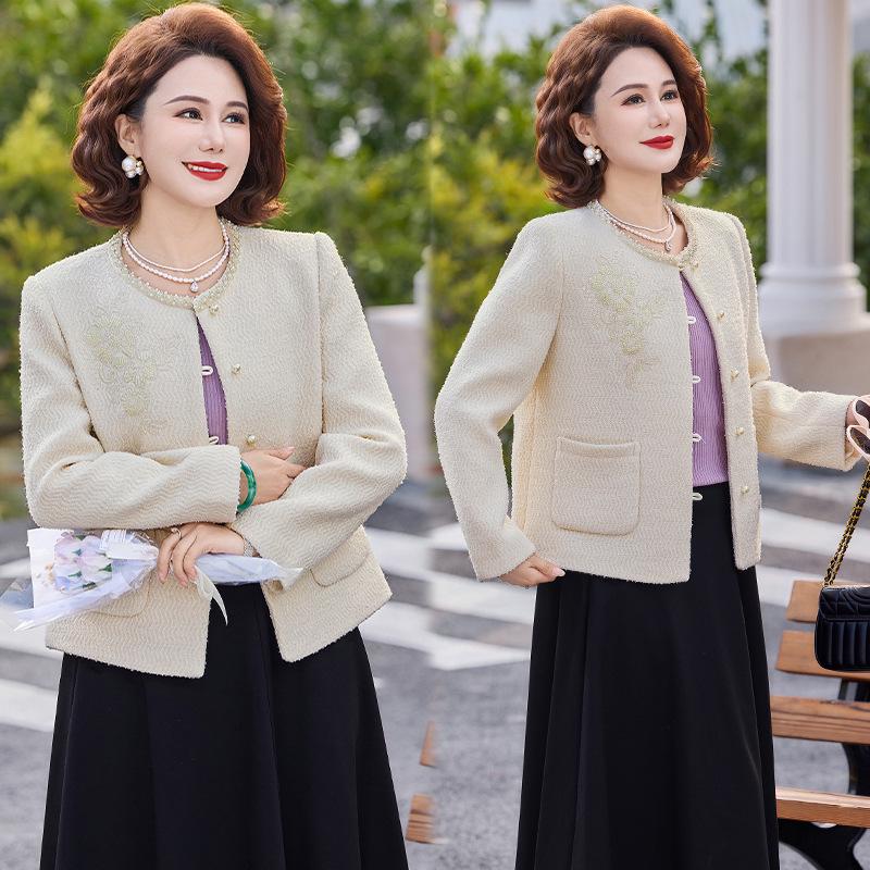 New Spring 2026 French Style Lightweight Outerwear for Middle-Aged and Elderly Women