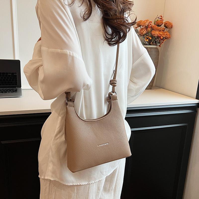 Fashion Versatile Bag Women's Messenger Bag Casual Shoulder Bag